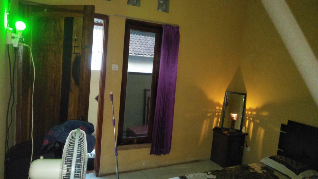 Homestay 77 Borobudur Magelang Exterior photo